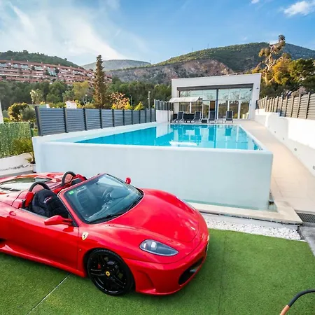 Luxurious Villa Marly I To Two Minutes The Beach Castelldefels