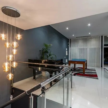 Villa Luxurious Villa Marly I To Two Minutes The Beach Castelldefels