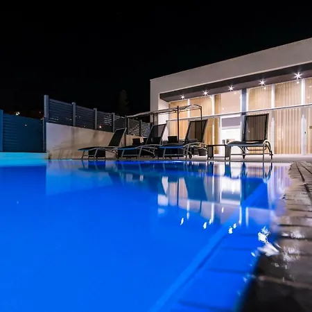Villa Luxurious Villa Marly I To Two Minutes The Beach Castelldefels
