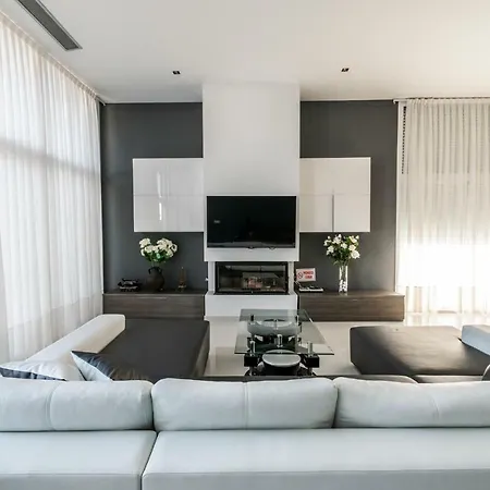 Luxurious Villa Marly I To Two Minutes The Beach